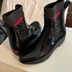 Coach boot size 7